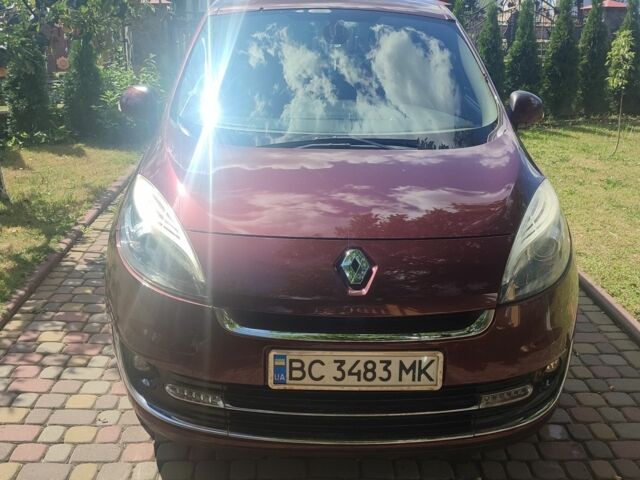 Червоний Рено Гранд Сценік, об'ємом двигуна 1.5 л та пробігом 186 тис. км за 8900 $, фото 5 на Automoto.ua