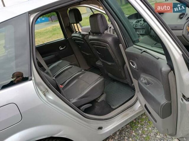 Рено Гранд Сценик, объемом двигателя 1.9 л и пробегом 340 тыс. км за 3000 $, фото 12 на Automoto.ua