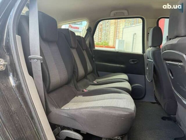 Рено Гранд Сценик, объемом двигателя 1.5 л и пробегом 368 тыс. км за 4690 $, фото 10 на Automoto.ua