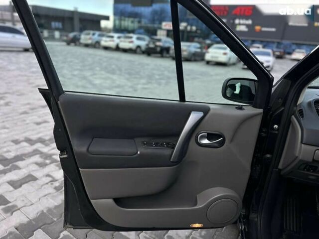 Рено Гранд Сценік, об'ємом двигуна 2 л та пробігом 211 тис. км за 5900 $, фото 23 на Automoto.ua