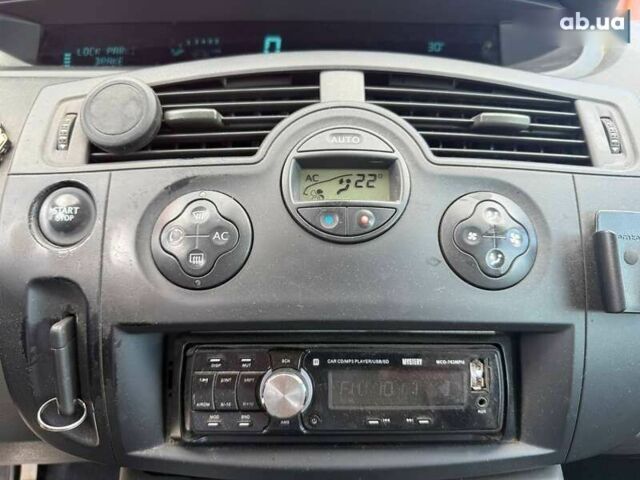 Рено Гранд Сценик, объемом двигателя 1.5 л и пробегом 368 тыс. км за 4690 $, фото 24 на Automoto.ua