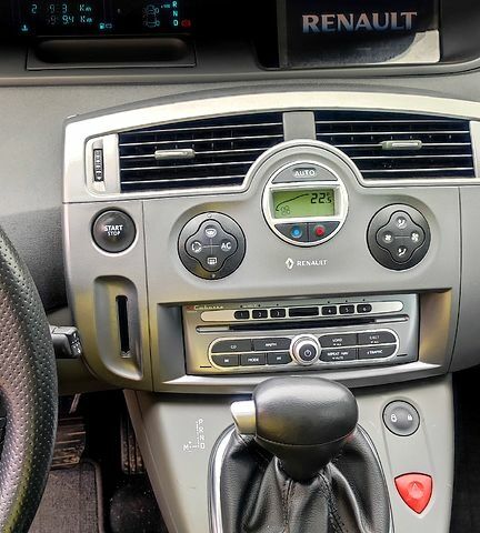 Рено Гранд Сценик 2007 в Дубно на Automoto.ua Рено Гранд Сценик, объемом двигателя 2 л и пробегом 287 тыс. км за 6200 $, фото 8 на Automoto.ua