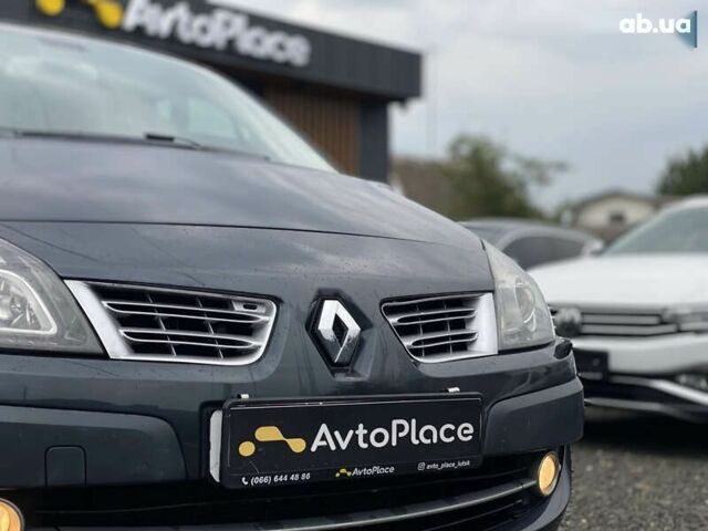 Рено Гранд Сценик, объемом двигателя 2 л и пробегом 264 тыс. км за 5899 $, фото 6 на Automoto.ua