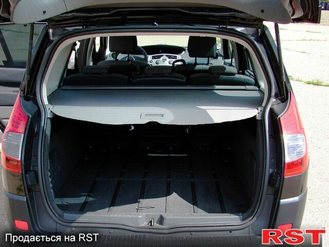 Рено Гранд Сценік, об'ємом двигуна 1.6 л та пробігом 231 тис. км за 5900 $, фото 4 на Automoto.ua