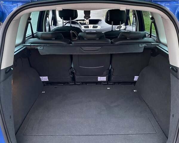 Рено Гранд Сценик, объемом двигателя 2 л и пробегом 200 тыс. км за 7999 $, фото 22 на Automoto.ua