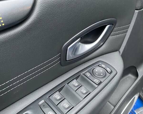 Рено Гранд Сценик, объемом двигателя 2 л и пробегом 200 тыс. км за 7999 $, фото 16 на Automoto.ua