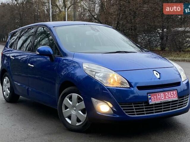 Рено Гранд Сценик, объемом двигателя 2 л и пробегом 200 тыс. км за 7999 $, фото 3 на Automoto.ua