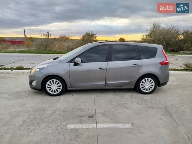 Рено Гранд Сценик 2009 в Николаеве на Automoto.ua Рено Гранд Сценик, объемом двигателя 1.4 л и пробегом 238 тыс. км за 8500 $, фото 3 на Automoto.ua