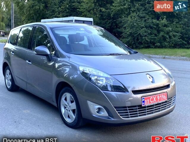 Рено Гранд Сценик, объемом двигателя 2 л и пробегом 206 тыс. км за 7400 $, фото 1 на Automoto.ua