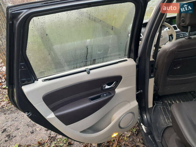 Рено Гранд Сценик, объемом двигателя 1.5 л и пробегом 267 тыс. км за 7500 $, фото 4 на Automoto.ua