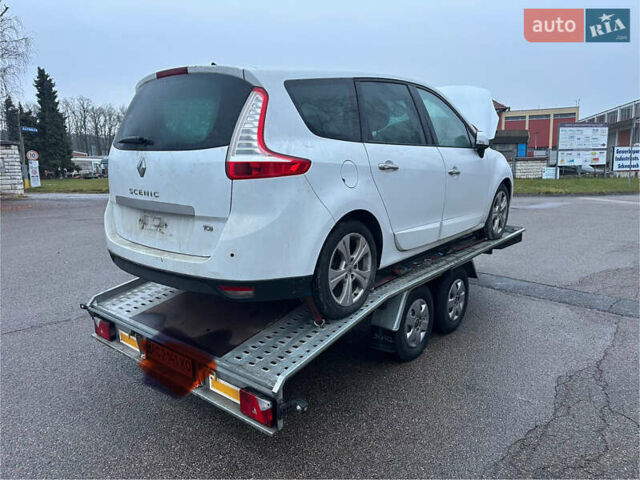 Рено Гранд Сценик, объемом двигателя 0 л и пробегом 134 тыс. км за 4950 $, фото 7 на Automoto.ua