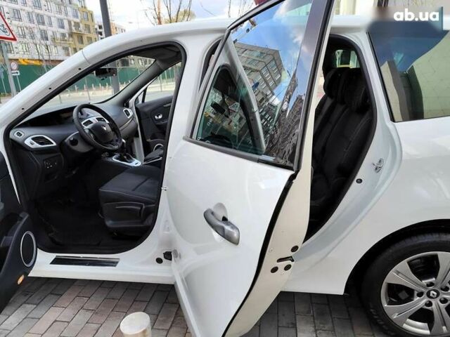 Рено Гранд Сценік, об'ємом двигуна 2 л та пробігом 264 тис. км за 7990 $, фото 5 на Automoto.ua