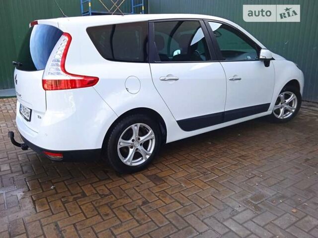 Рено Гранд Сценик, объемом двигателя 1.4 л и пробегом 248 тыс. км за 6700 $, фото 1 на Automoto.ua