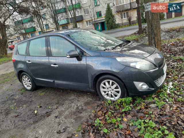 Рено Гранд Сценик, объемом двигателя 1.5 л и пробегом 267 тыс. км за 7500 $, фото 1 на Automoto.ua