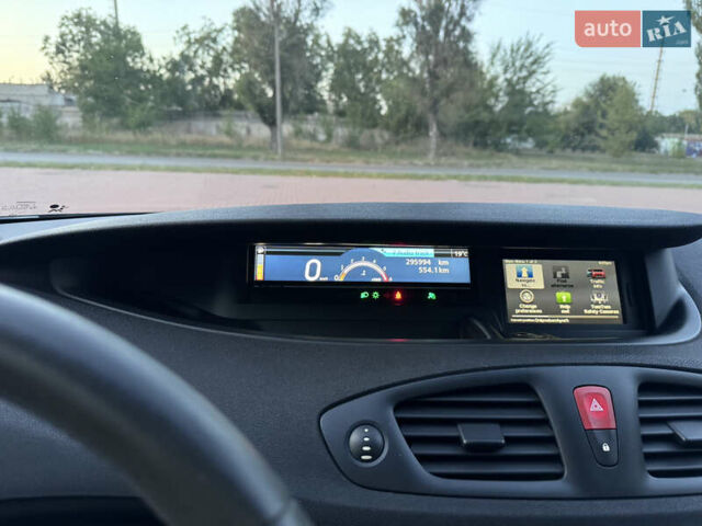 Рено Гранд Сценік, об'ємом двигуна 1.5 л та пробігом 296 тис. км за 7450 $, фото 9 на Automoto.ua