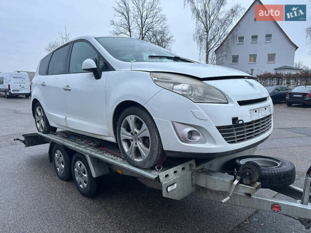 Рено Гранд Сценик, объемом двигателя 0 л и пробегом 134 тыс. км за 4950 $, фото 3 на Automoto.ua