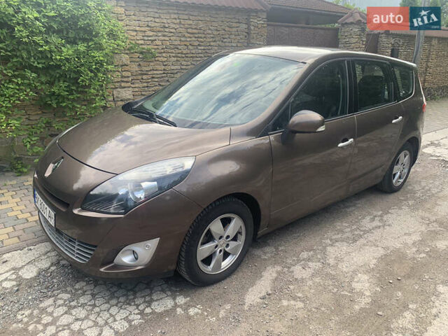 Рено Гранд Сценик, объемом двигателя 1.5 л и пробегом 209 тыс. км за 10000 $, фото 1 на Automoto.ua