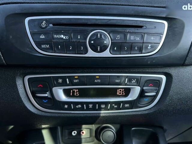 Рено Гранд Сценік, об'ємом двигуна 1.9 л та пробігом 230 тис. км за 7499 $, фото 15 на Automoto.ua