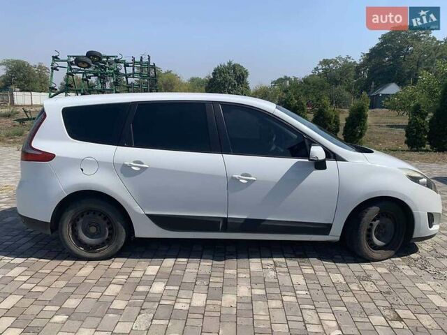Рено Гранд Сценик, об'ємом двигуна 1.46 л та пробігом 308 тис. км за 6800 $, фото 2 на Automoto.ua