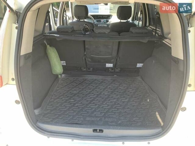 Рено Гранд Сценик, об'ємом двигуна 1.46 л та пробігом 308 тис. км за 6800 $, фото 20 на Automoto.ua