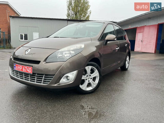 Рено Гранд Сценик, объемом двигателя 1.6 л и пробегом 180 тыс. км за 8200 $, фото 13 на Automoto.ua