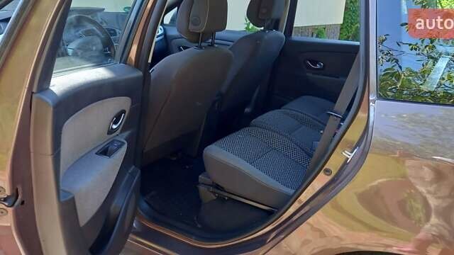 Рено Гранд Сценік, об'ємом двигуна 1.5 л та пробігом 282 тис. км за 6300 $, фото 19 на Automoto.ua