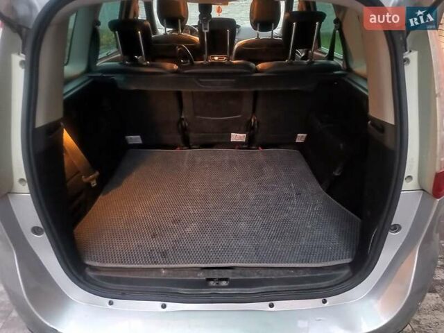 Рено Гранд Сценик, объемом двигателя 1.6 л и пробегом 188 тыс. км за 6500 $, фото 11 на Automoto.ua