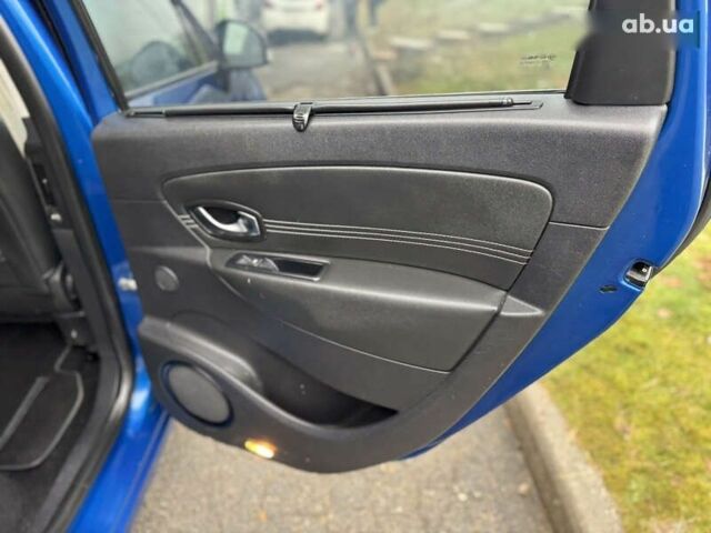 Рено Гранд Сценик, объемом двигателя 1.4 л и пробегом 179 тыс. км за 7950 $, фото 28 на Automoto.ua