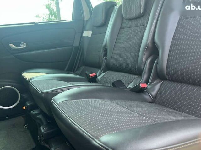 Рено Гранд Сценик, объемом двигателя 1.5 л и пробегом 246 тыс. км за 6999 $, фото 15 на Automoto.ua