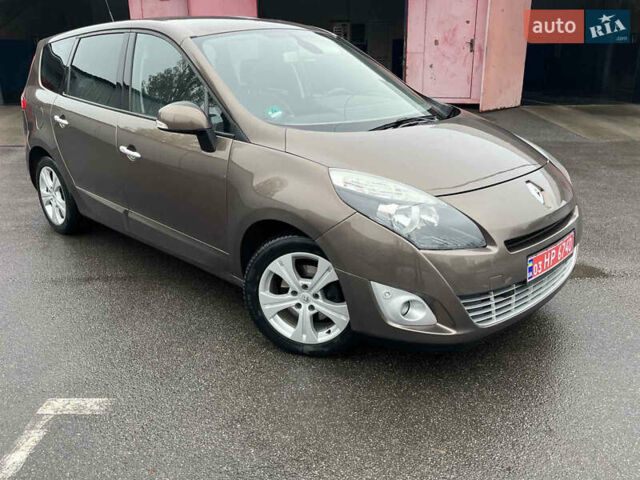 Рено Гранд Сценик, объемом двигателя 1.6 л и пробегом 180 тыс. км за 8200 $, фото 10 на Automoto.ua