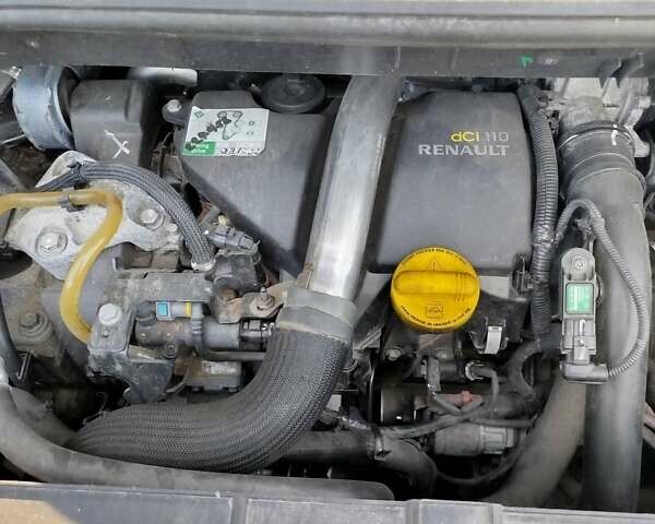 Рено Гранд Сценик, объемом двигателя 1.46 л и пробегом 242 тыс. км за 7000 $, фото 9 на Automoto.ua
