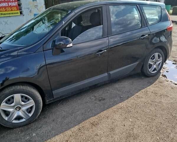 Рено Гранд Сценик, объемом двигателя 1.46 л и пробегом 242 тыс. км за 7000 $, фото 8 на Automoto.ua