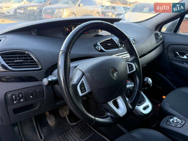 Рено Гранд Сценік, об'ємом двигуна 0 л та пробігом 251 тис. км за 8500 $, фото 38 на Automoto.ua