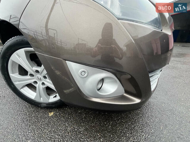 Рено Гранд Сценик, объемом двигателя 1.6 л и пробегом 180 тыс. км за 8200 $, фото 22 на Automoto.ua