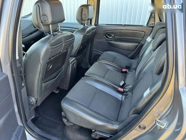 Рено Гранд Сценик, объемом двигателя 1.4 л и пробегом 206 тыс. км за 7950 $, фото 13 на Automoto.ua