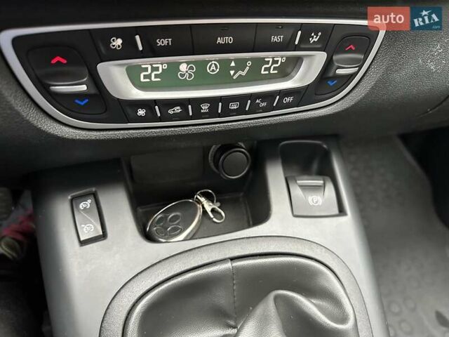 Рено Гранд Сценік, об'ємом двигуна 1.5 л та пробігом 214 тис. км за 8890 $, фото 33 на Automoto.ua