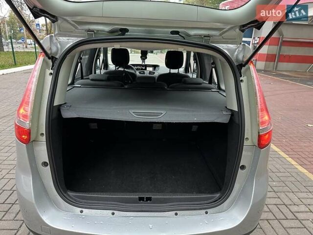 Рено Гранд Сценік, об'ємом двигуна 1.5 л та пробігом 214 тис. км за 8890 $, фото 9 на Automoto.ua