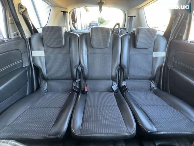 Рено Гранд Сценик, объемом двигателя 1.4 л и пробегом 206 тыс. км за 7950 $, фото 16 на Automoto.ua