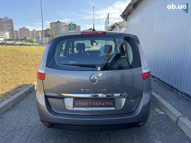 Рено Гранд Сценик, объемом двигателя 1.4 л и пробегом 206 тыс. км за 7950 $, фото 24 на Automoto.ua