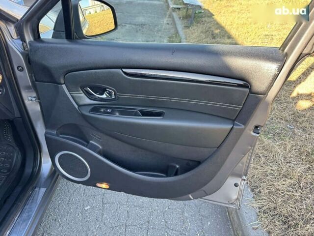 Рено Гранд Сценик, объемом двигателя 1.4 л и пробегом 206 тыс. км за 7950 $, фото 23 на Automoto.ua