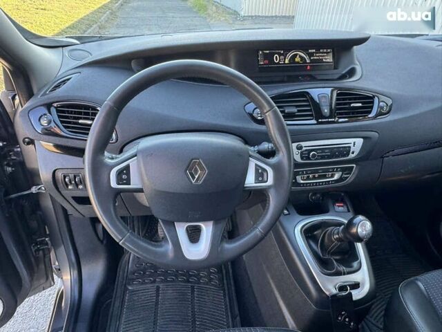 Рено Гранд Сценик, объемом двигателя 1.4 л и пробегом 206 тыс. км за 7950 $, фото 11 на Automoto.ua