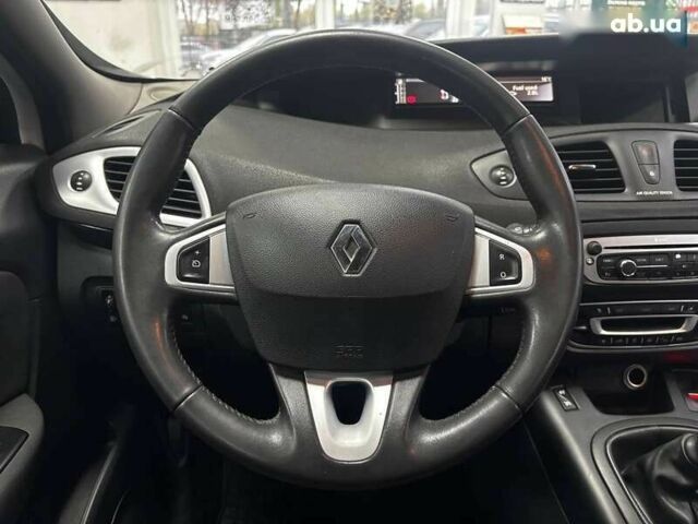 Рено Гранд Сценик, объемом двигателя 0 л и пробегом 281 тыс. км за 7690 $, фото 23 на Automoto.ua