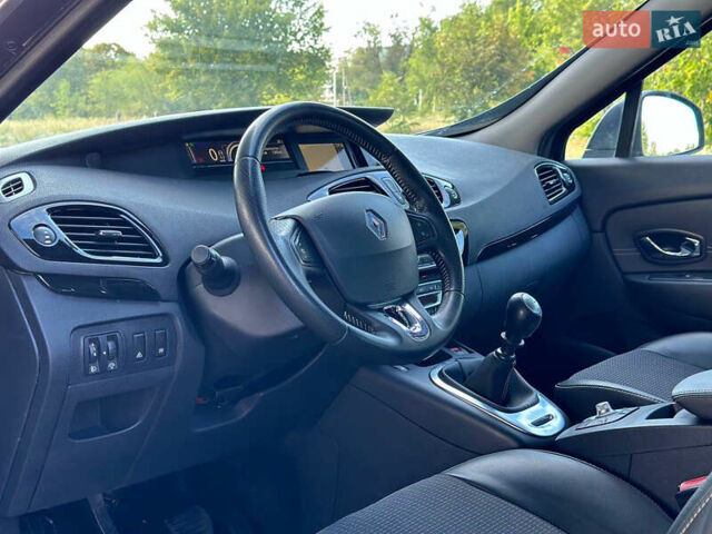 Рено Гранд Сценик, объемом двигателя 1.6 л и пробегом 174 тыс. км за 10999 $, фото 11 на Automoto.ua
