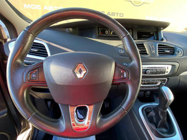 Рено Гранд Сценик 2013 в Ровно на Automoto.ua Рено Гранд Сценик, объемом двигателя 1.5 л и пробегом 225 тыс. км за 9700 $, фото 11 на Automoto.ua