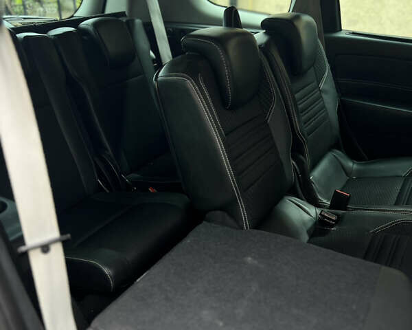 Рено Гранд Сценик, объемом двигателя 1.6 л и пробегом 181 тыс. км за 10500 $, фото 36 на Automoto.ua