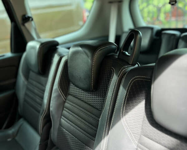 Рено Гранд Сценик, объемом двигателя 1.6 л и пробегом 181 тыс. км за 10500 $, фото 27 на Automoto.ua