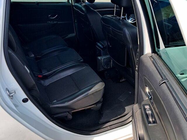 Рено Гранд Сценик, объемом двигателя 1.5 л и пробегом 310 тыс. км за 9500 $, фото 6 на Automoto.ua