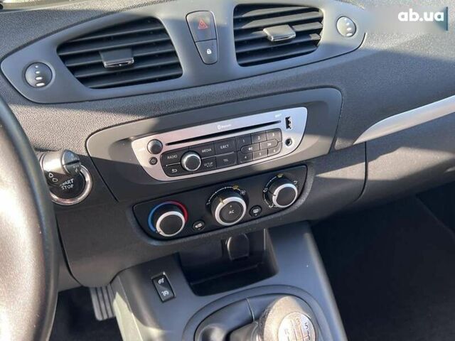 Рено Гранд Сценік, об'ємом двигуна 1.6 л та пробігом 147 тис. км за 8990 $, фото 18 на Automoto.ua