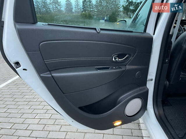 Рено Гранд Сценик, объемом двигателя 0 л и пробегом 238 тыс. км за 11500 $, фото 23 на Automoto.ua