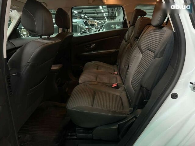 Рено Гранд Сценик, объемом двигателя 1.7 л и пробегом 174 тыс. км за 17500 $, фото 21 на Automoto.ua